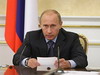 Путин предложил отдавать земли из-под ветхого жилья фонду РЖС